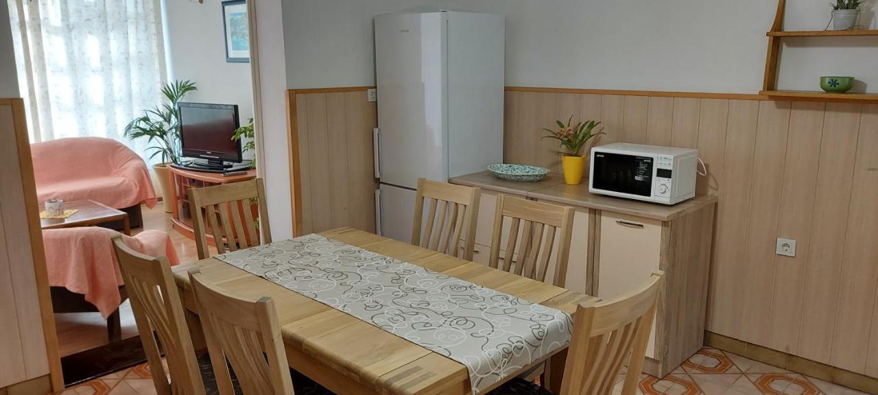 Apartmani Sladana Kampor Εξωτερικό φωτογραφία