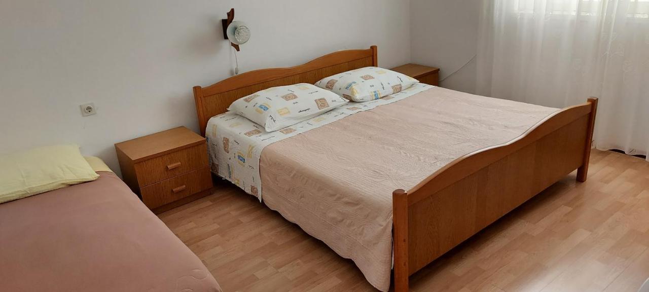 Apartmani Sladana Kampor Εξωτερικό φωτογραφία