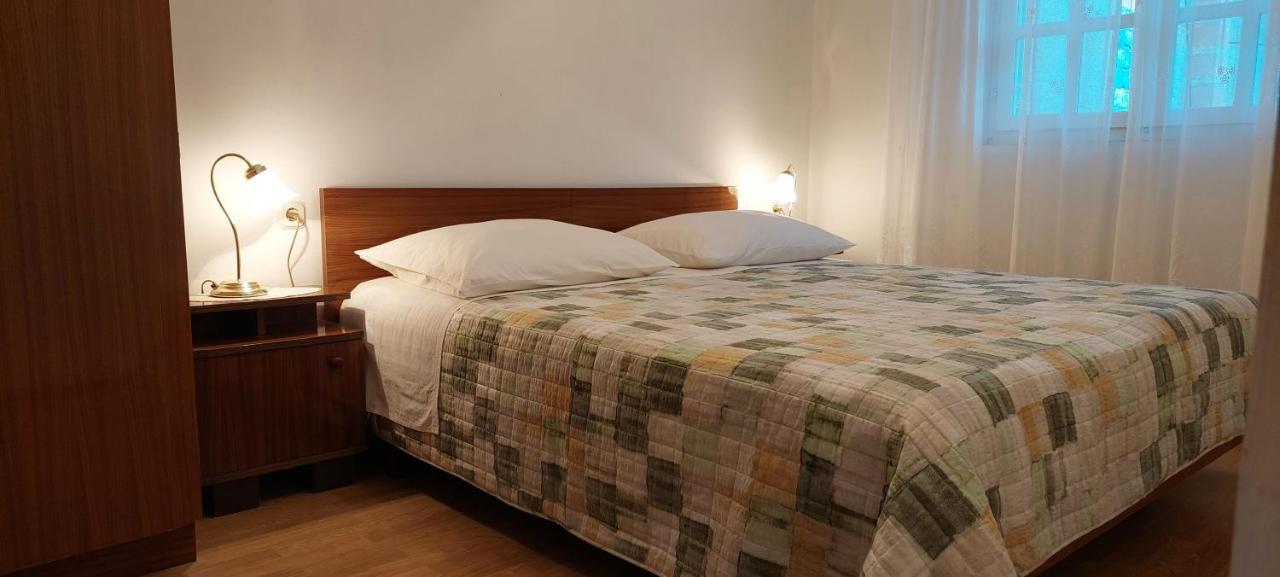 Apartmani Sladana Kampor Εξωτερικό φωτογραφία