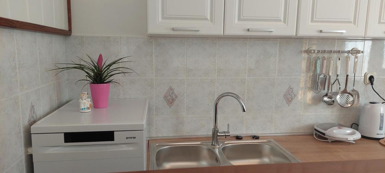 Apartmani Sladana Kampor Εξωτερικό φωτογραφία