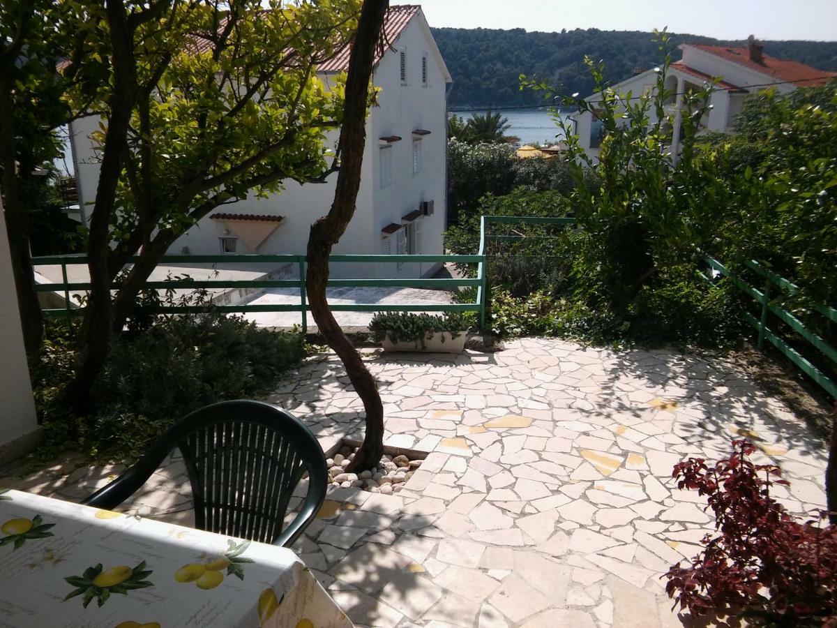 Apartmani Sladana Kampor Εξωτερικό φωτογραφία
